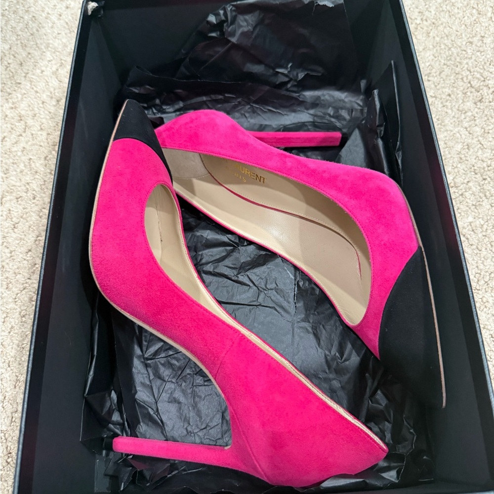 Nine West Fuchsia and Black Heels